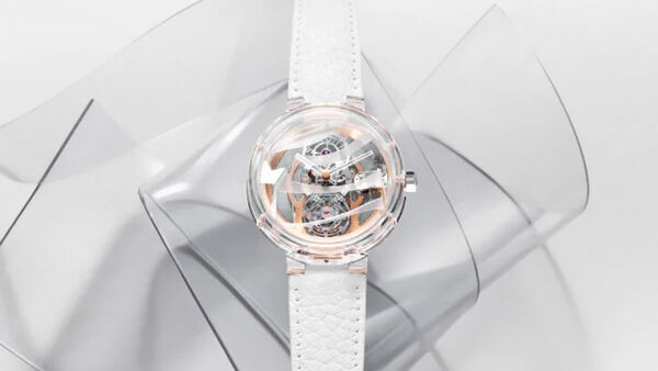 Artistic Architectural Timepieces