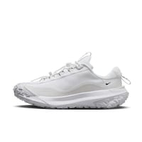 Minimal Trail-Ready Sneakers Image 4
