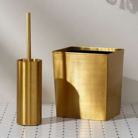 Stylishly Luxurious Bath Accessories