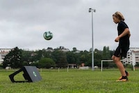 Connected Soccer Training Equipment Image 2