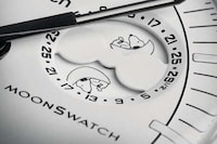 Cartoon-Inspired Minimal Watches Image 3