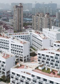 Unconventional Chinese Housing Estates Image 4