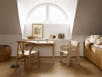 Premium Kids Chairs Image 1
