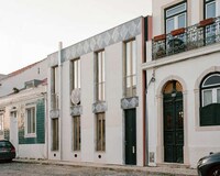 Dynamically Patterned Portuguese Homes Image 3
