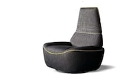 Shapeshifting Office-Ready Armchairs Image 4