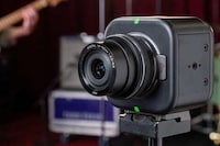Swappable Lens Livestream Webcams Image 2