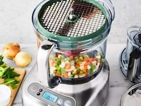 Ingredient-Dicing Food Processors Image 2