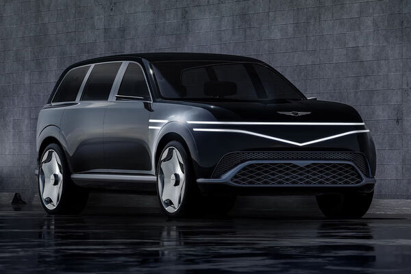 Inviting Curvaceous Electric SUVs