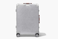 Textured 60s-Inspired Suitcases Image 1