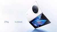Foldable Book-Style Smartphones Image 1