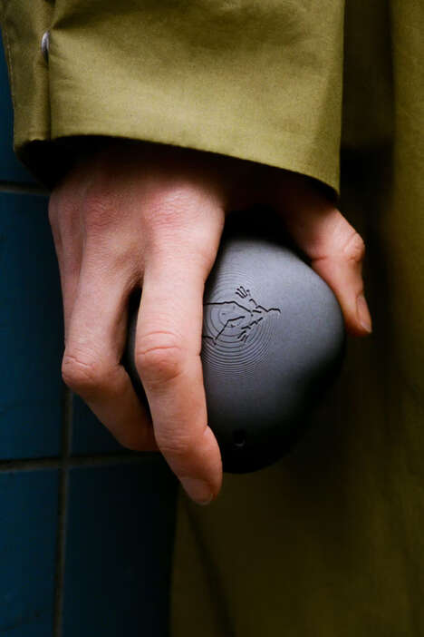 Haptic Stone-Like Compasses