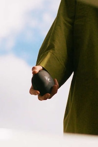 Haptic Stone-Like Compasses Image 2