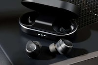 High-Power Lossless Audio Earbuds Image 3