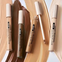 Light Luminous Concealers