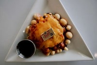 Savory Bubble Waffle Cafes Image 1