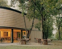 Renovated Retro Ski Lodges Image 3