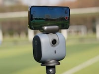 Athlete-Tracking Smartphone Mounts Image 5