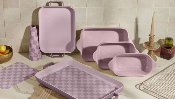 Pastel-Tonal Bakeware Capsules