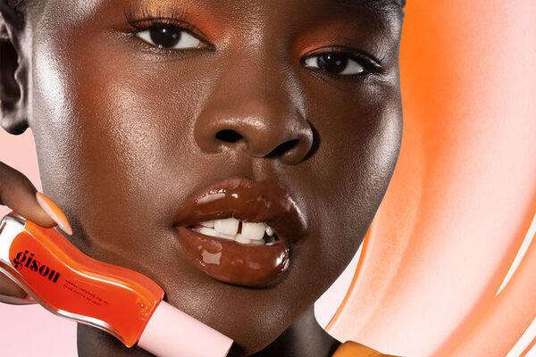 Tinted Honey-Infused Lip Oils Image 2