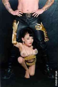 Bite-Sized Burlesque Dancers Image 4