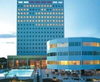 Revolving Hotels