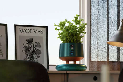 Plant-Supporting Air Purifiers