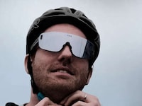 Connected UV Protection Eyewear Image 2