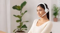 Battery-Enhanced Wireless Headsets Image 1