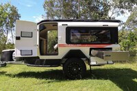 Luxe Off-Road Camping Trailers Image 8