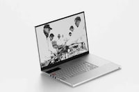 All-in-One Workstation Laptops Image 4