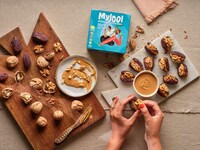 Grab-and-Go Date Snacks Image 1