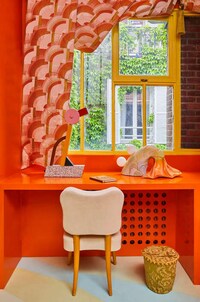 French Craft-Honoring Bold Homes Image 3