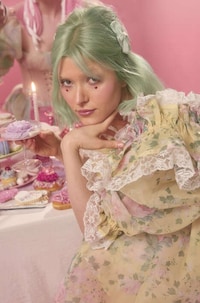 Whimsical Semi-Permanent Hair Dyes Image 5