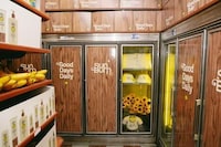 Disruptive Sun Care Pop-Ups Image 3