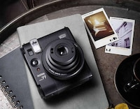 Vintage-Inspired Instant Cameras Image 3