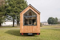Cedar Finished Portable Houses Image 4