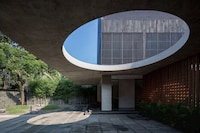 Halo-Like Skylight Homes Image 1