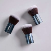 Made-for-Men Makeup Lines Image 3