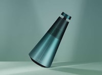 Northern Lights-Inspired Aluminum Speakers Image 1