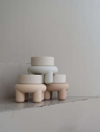 Contemporary Heightened Pet Bowls Image 1