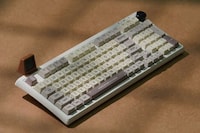 Mini-Display Retro Mechanical Keyboards Image 1