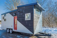 Versatile Interior Compact Homes