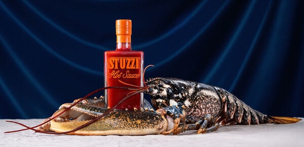 Minimal-Ingredient Hot Sauces