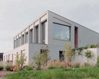 Light Reflective Modern Villas Image 2