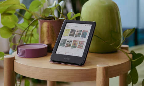 Color-Display Electronic Readers