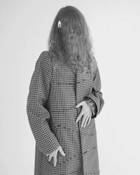 Spring-Centric Outerwear Collections Image 4