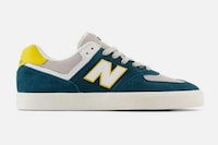 Skate-Ready Practical Sneakers Image 4