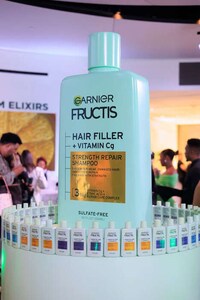 Lab-Themed Hair Pop-Ups Image 6