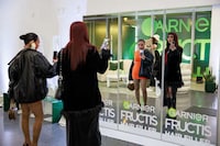 Lab-Themed Hair Pop-Ups Image 8
