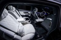 Luxe Long-Range Electric Sedans Image 5